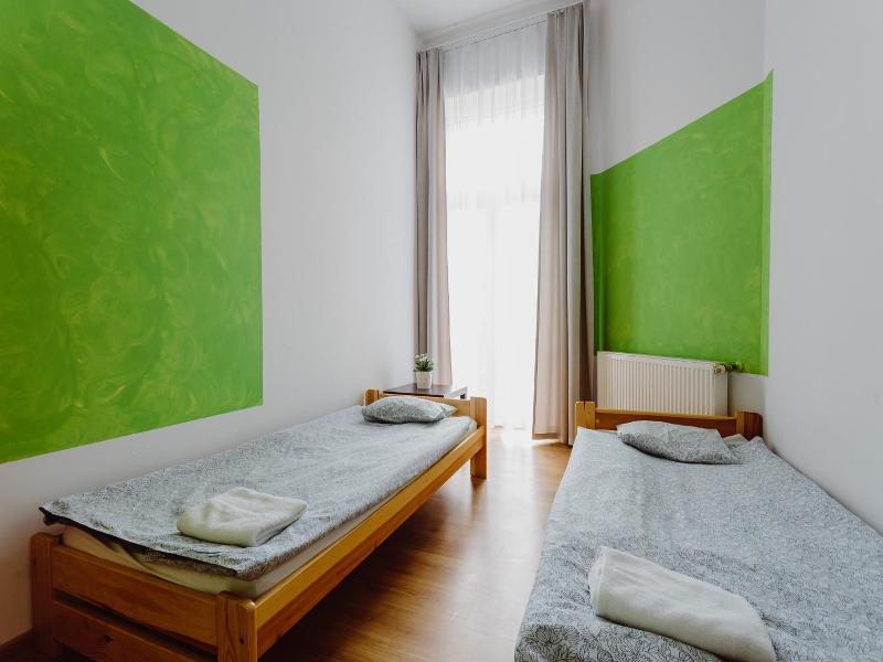 Guest Rooms Tara (Tara Hostel Krakow) image