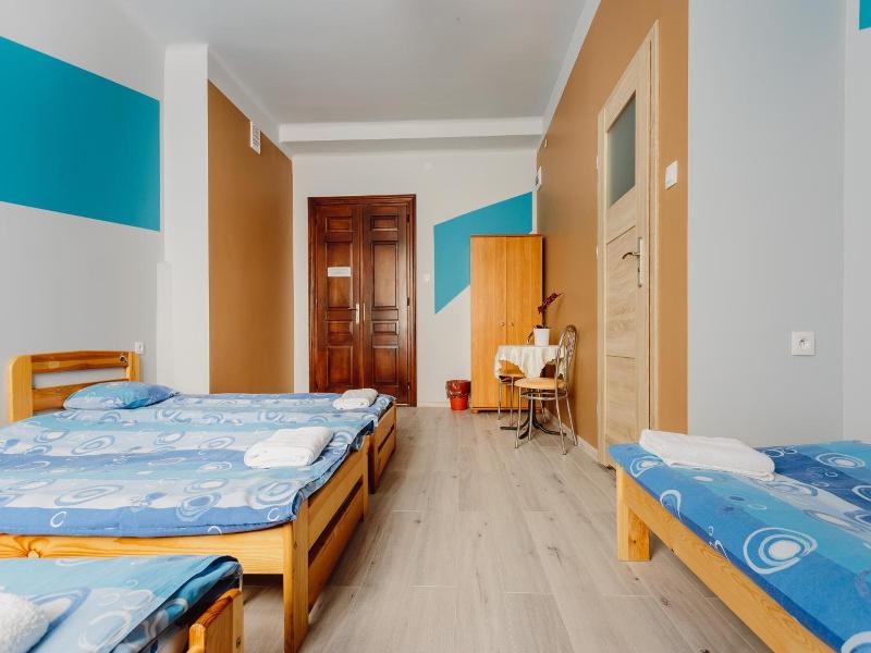Guest Rooms Tara (Tara Hostel Krakow) image