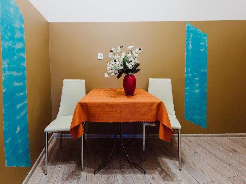 Guest Rooms Tara (Tara Hostel Krakow) image
