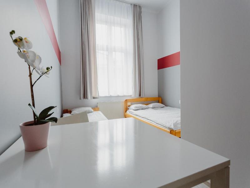 Guest Rooms Tara (Tara Hostel Krakow) image