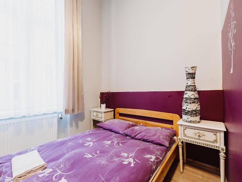 Guest Rooms Tara (Tara Hostel Krakow) image
