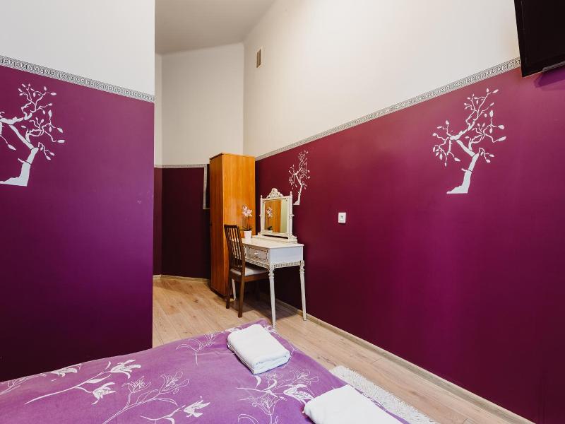 Guest Rooms Tara (Tara Hostel Krakow) image