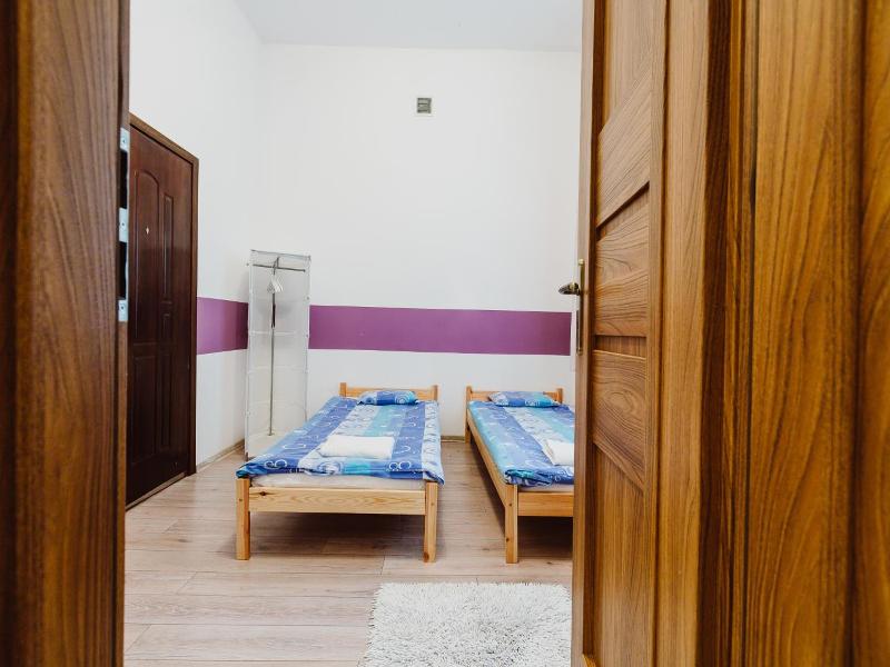 Guest Rooms Tara (Tara Hostel Krakow) image