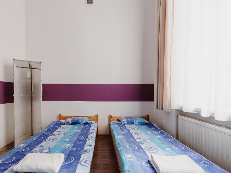 Guest Rooms Tara (Tara Hostel Krakow) image