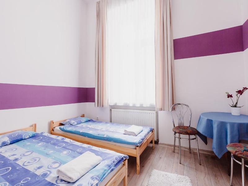 Guest Rooms Tara (Tara Hostel Krakow) image