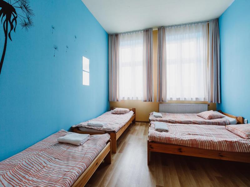 Guest Rooms Tara (Tara Hostel Krakow) image