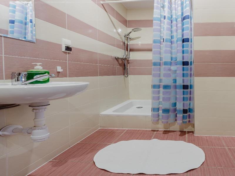 Guest Rooms Tara (Tara Hostel Krakow) image