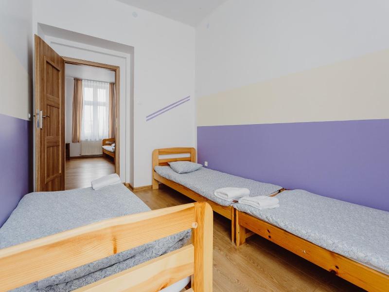 Guest Rooms Tara (Tara Hostel Krakow) image
