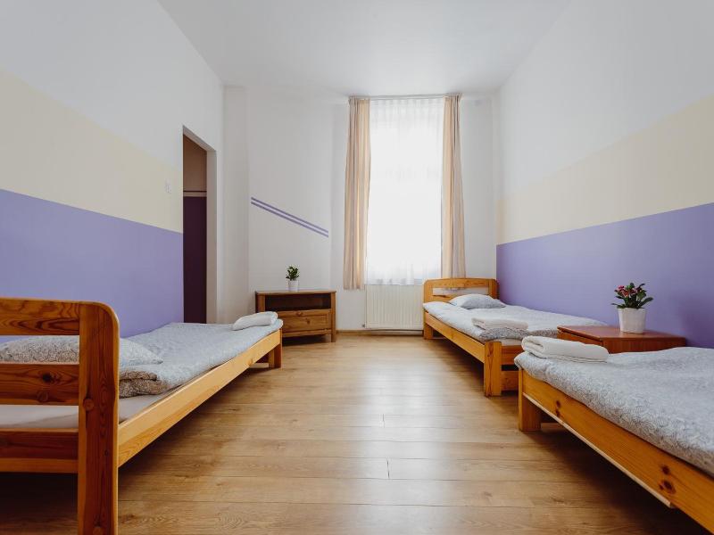 Guest Rooms Tara (Tara Hostel Krakow) image