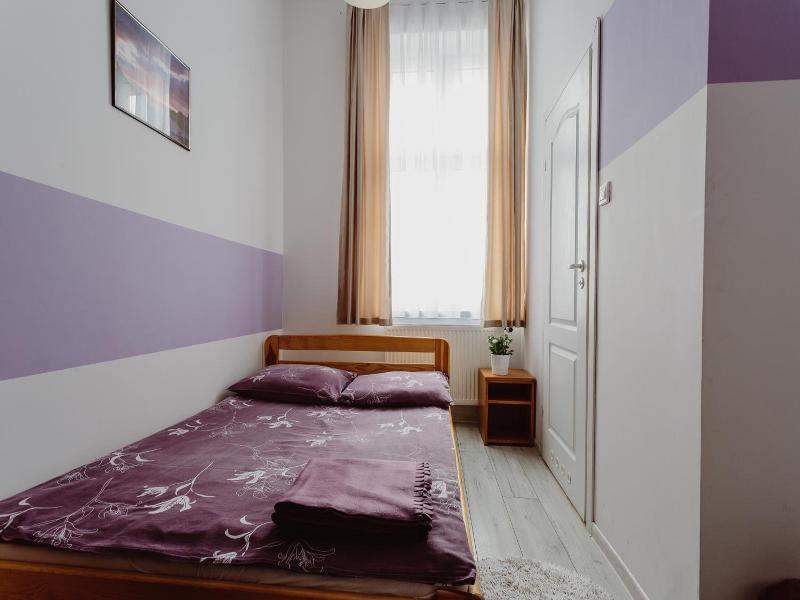 Guest Rooms Tara (Tara Hostel Krakow) image