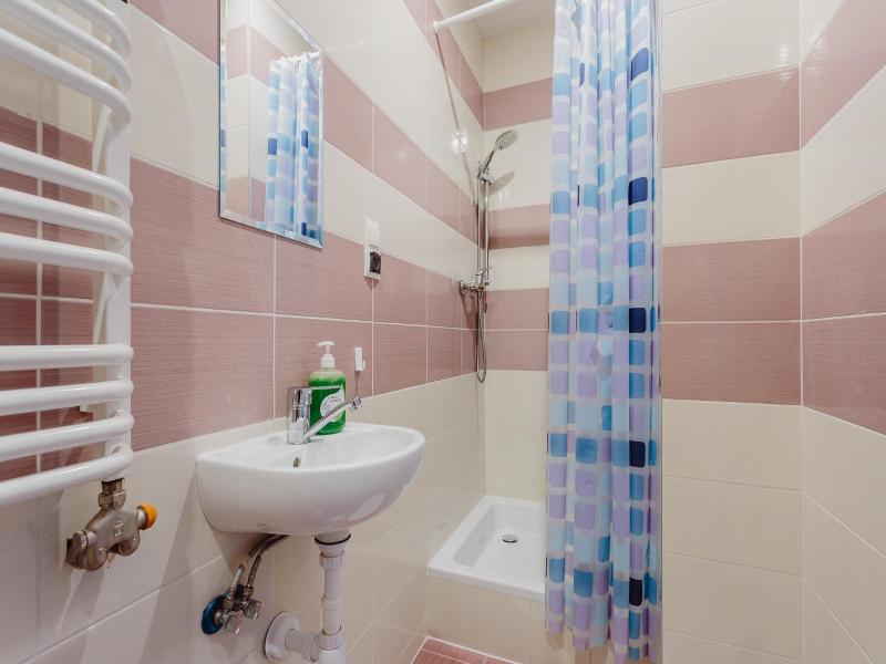 Guest Rooms Tara (Tara Hostel Krakow) image
