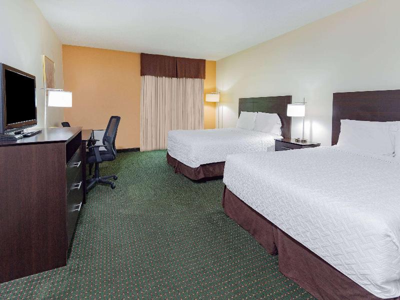 Travelodge by Wyndham Bracebridge image