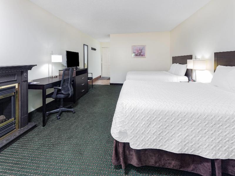 Travelodge by Wyndham Bracebridge image