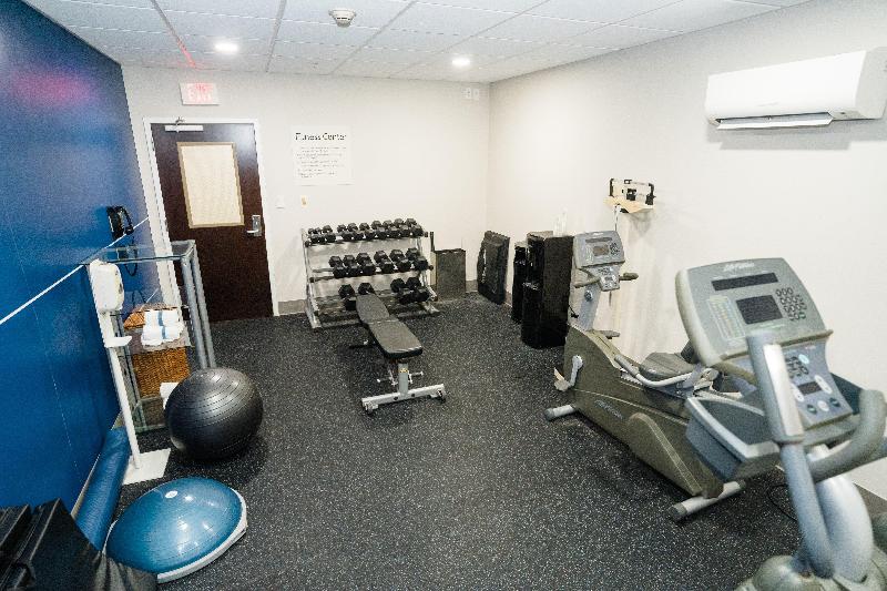 Holiday Inn Express Hotel & Suites Kodak East Sevi image