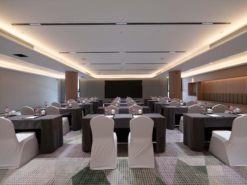 Holiday Inn Guilin Qixing by IHG image