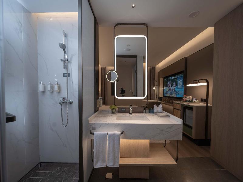 Holiday Inn Guilin Qixing by IHG image