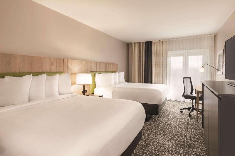 Country Inn & Suites by Radisson Sevierville-Kodak image
