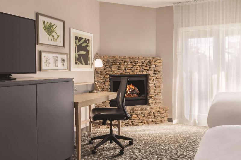 Country Inn & Suites by Radisson Sevierville-Kodak image