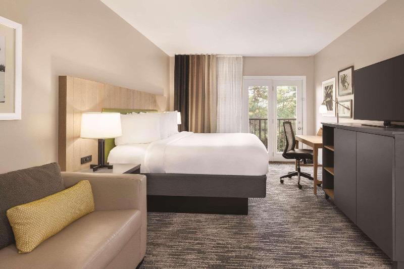 Country Inn & Suites by Radisson Sevierville-Kodak image