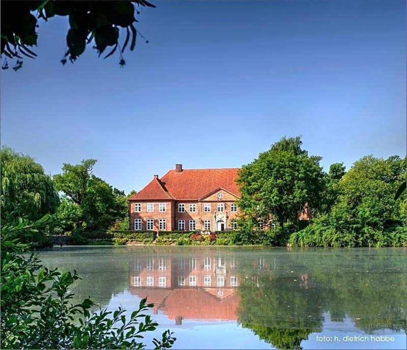 Herrenhaus Borghorst image