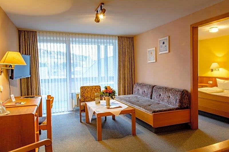 GreenLine Landhotel Henkenhof image
