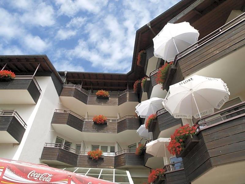 GreenLine Landhotel Henkenhof image