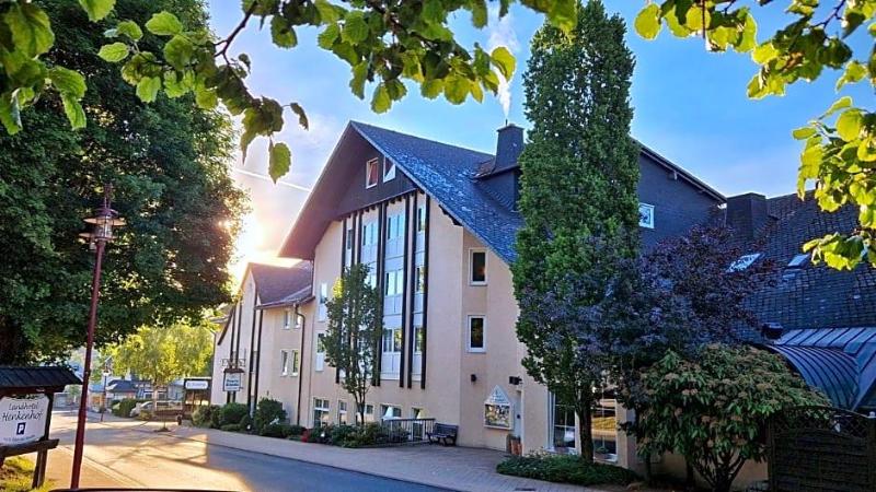 GreenLine Landhotel Henkenhof image