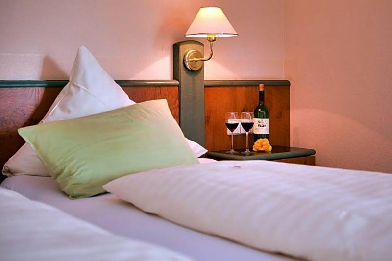 GreenLine Landhotel Henkenhof image