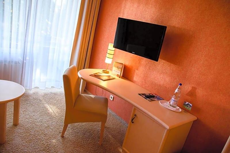 GreenLine Landhotel Henkenhof image