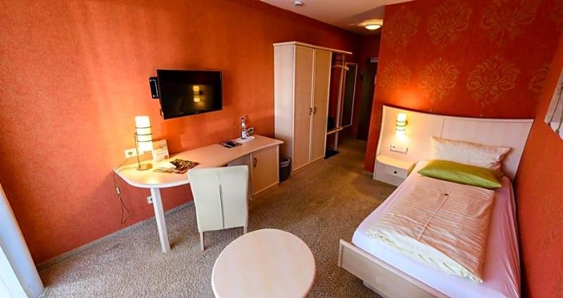 GreenLine Landhotel Henkenhof image
