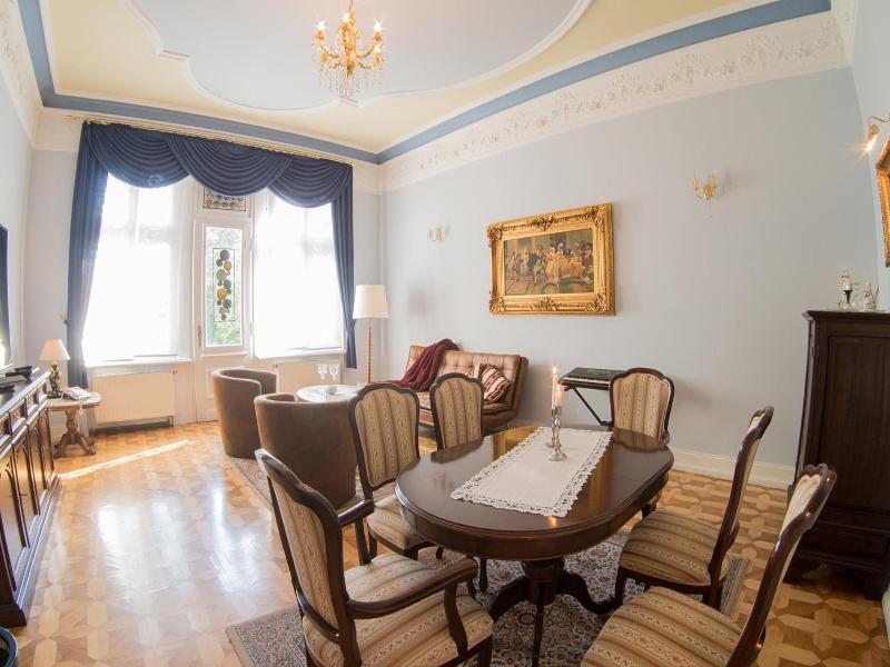 Schlosshotel Zum Markgrafen image