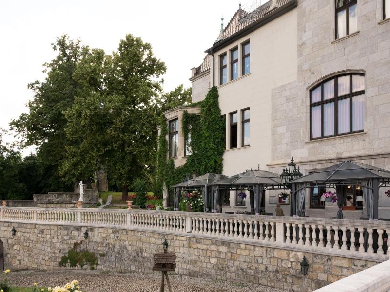 Schlosshotel Zum Markgrafen image