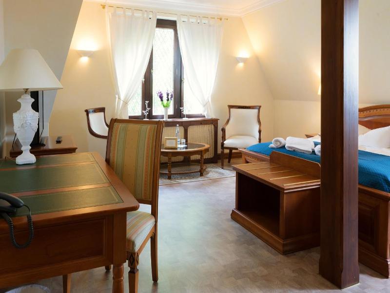 Schlosshotel Zum Markgrafen image