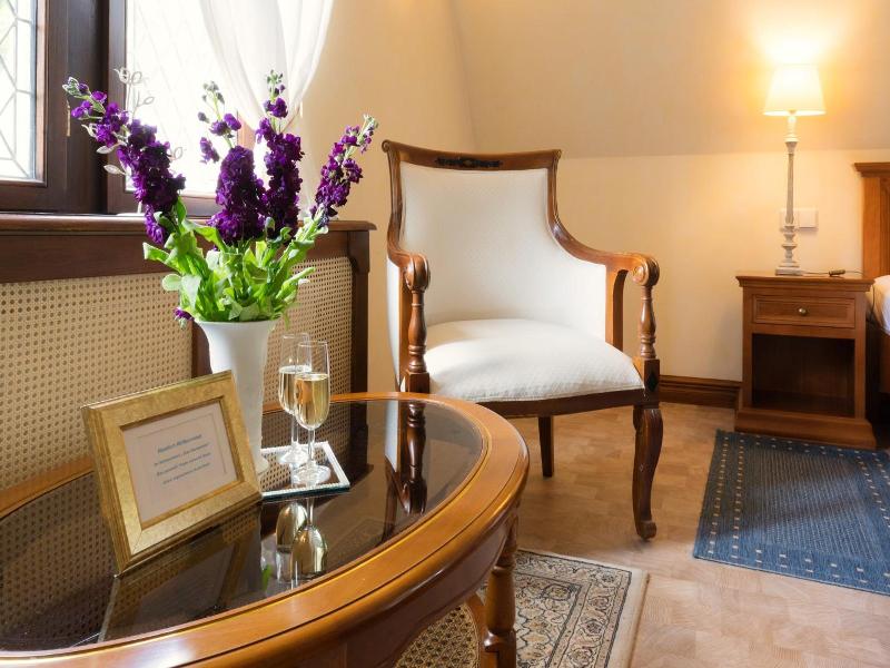 Schlosshotel Zum Markgrafen image
