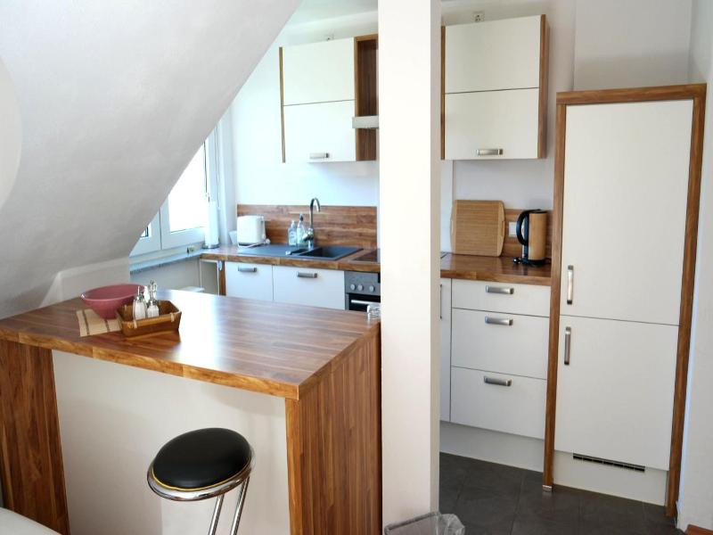 Haus am Fluss image