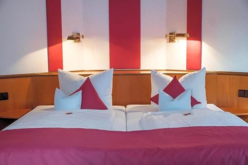 Hotel Chalet image