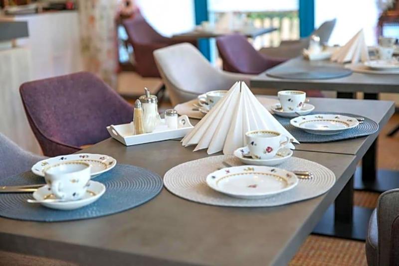 Hotel Chalet image