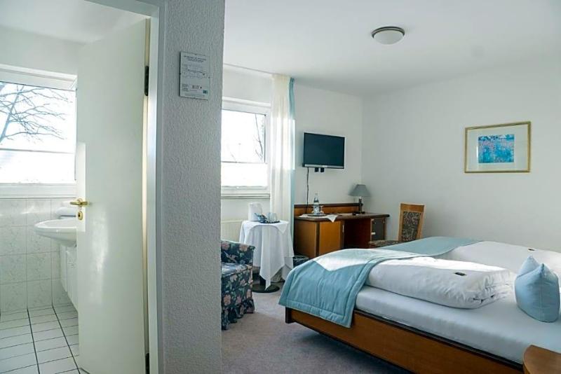 Hotel Chalet image
