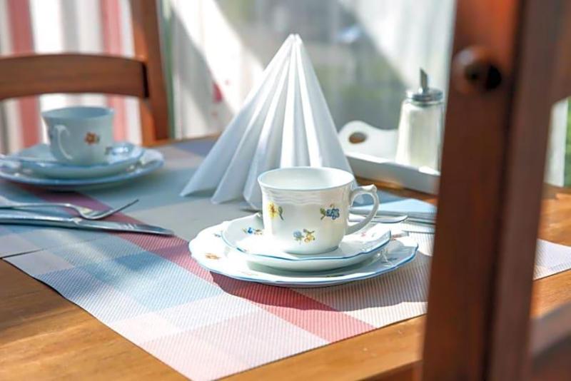 Hotel Chalet image