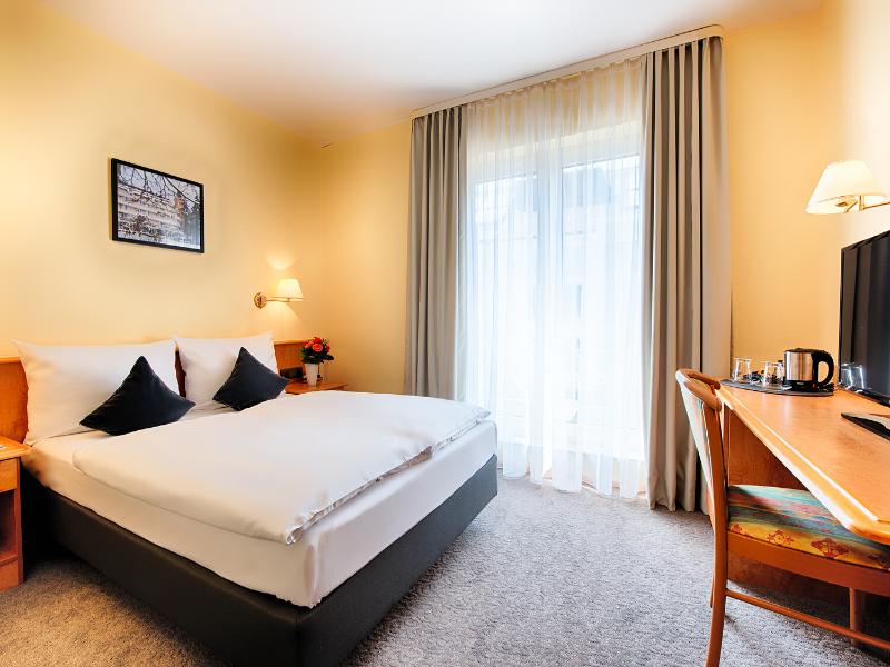 ACHAT Hotel Bad Dürkheim image