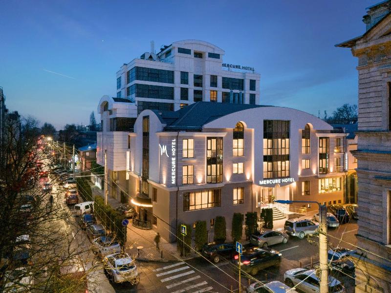 Mercure Chisinau Center Jazz Hotel image