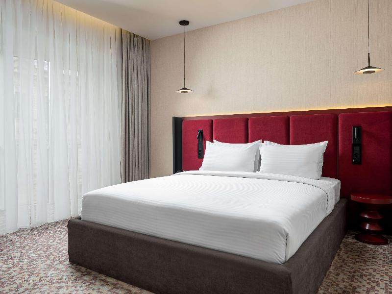 Mercure Chisinau Center Jazz Hotel image