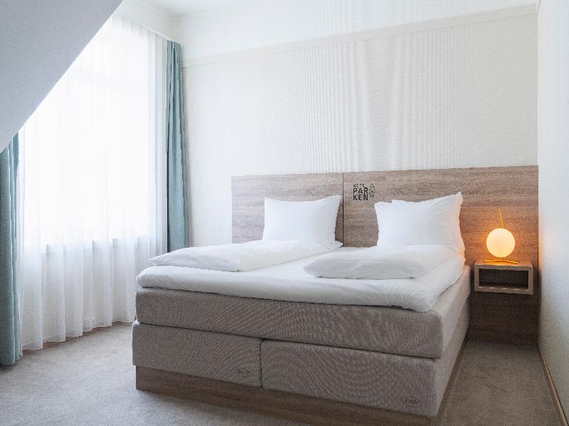 Thon Hotel Parken image
