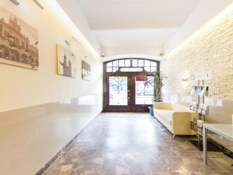 Kajzer Hostel image