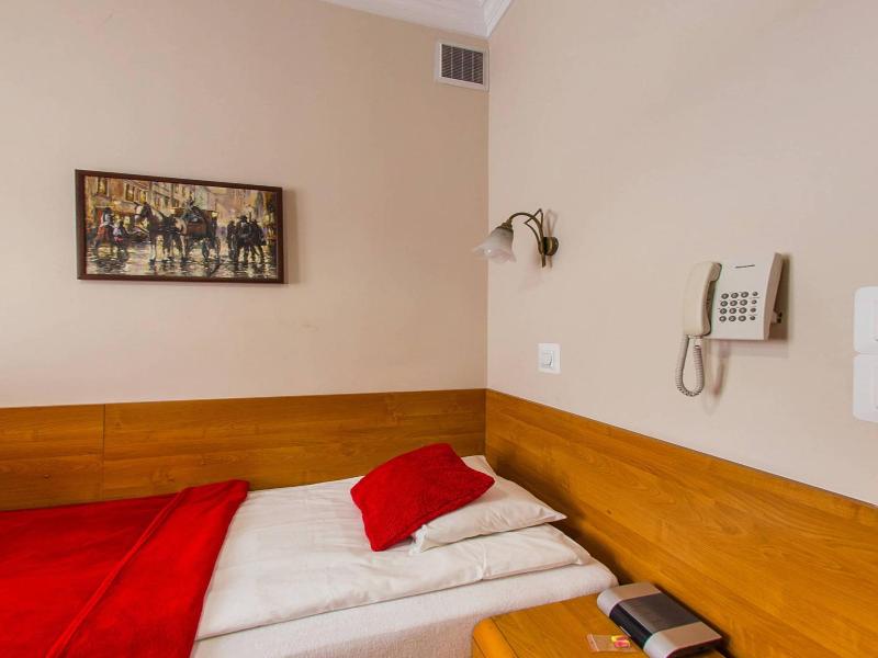 Kajzer Hostel image