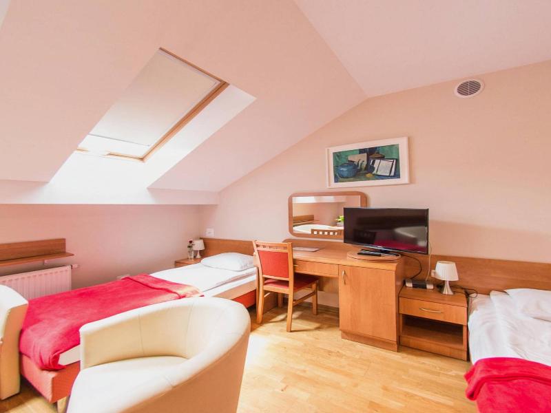 Kajzer Hostel image