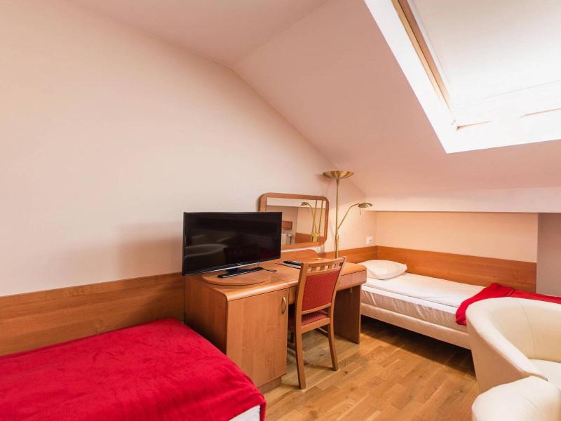 Kajzer Hostel image