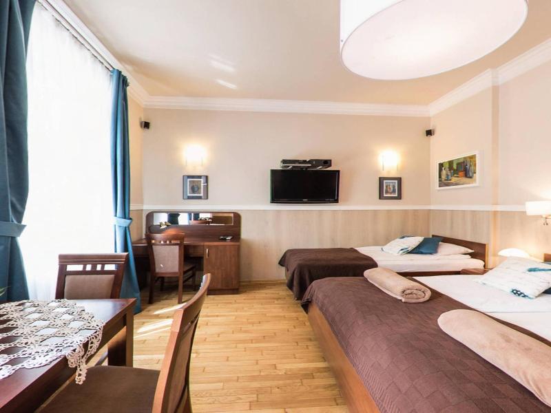 Kajzer Hostel image