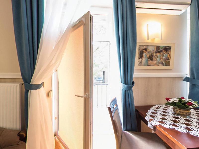 Kajzer Hostel image