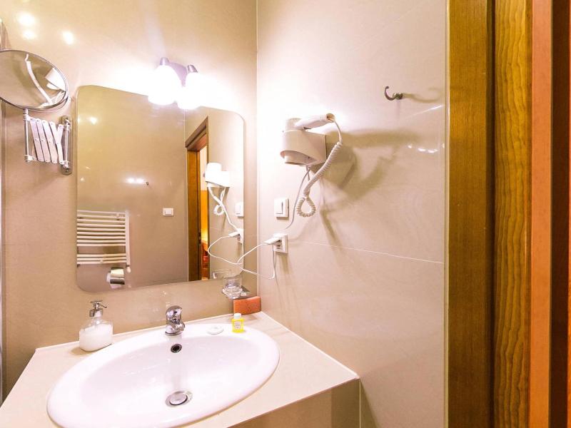 Kajzer Hostel image